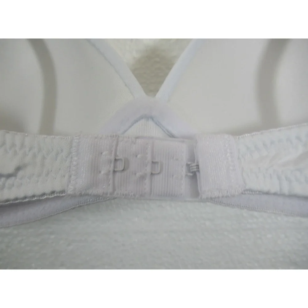 NEW Tahari Girl T-Shirt Bra 32A White Wireless Lined